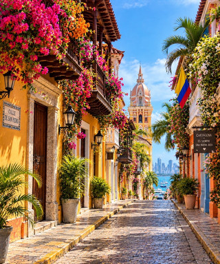 🌈 THIS CITY IS A COLOUR DREAM 🇨🇴