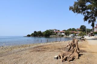 Lefokastro — The Greek Village Where the Fortress Ruins Meet the Sea and the Beach Stretches Forever