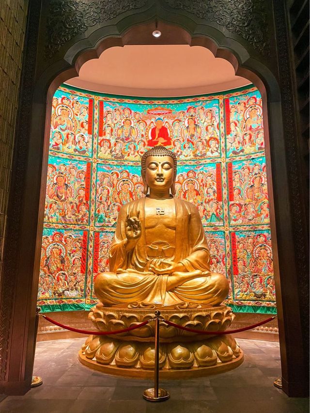 Immerse yourself in Buddhist Culture