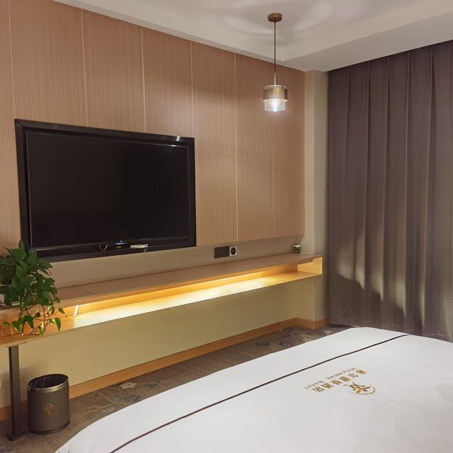 打卡開陽希爾雅曼酒店