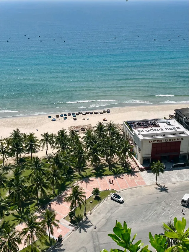 Vietnam Da Nang is suitable for lying on the beach and thinking about life