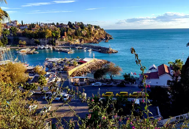 Coastal city Antalya guide