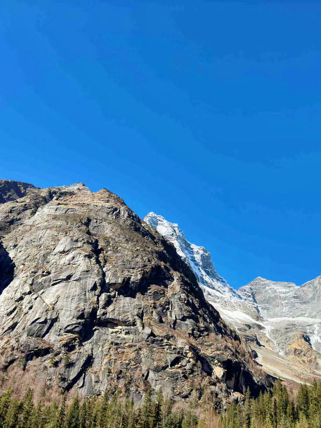 四姑娘山，冬天被低估的地方