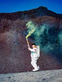 烏蘭哈達火山｜當半天的太空人
