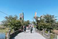 在上野公園的不忍池弁天堂散步，陽光有點曬