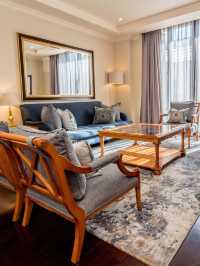 🌟 Sandton's Luxe Sleeps: Michelangelo Towers 🏨✨