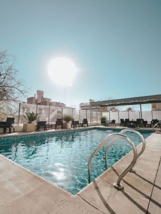 🌟 Mendoza Marvels: Top Hotel Picks! 🏨🍇
