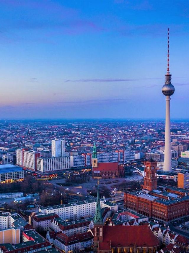 🌟 Berlin's Best: Luxe Stays at The Ritz-Carlton ✨