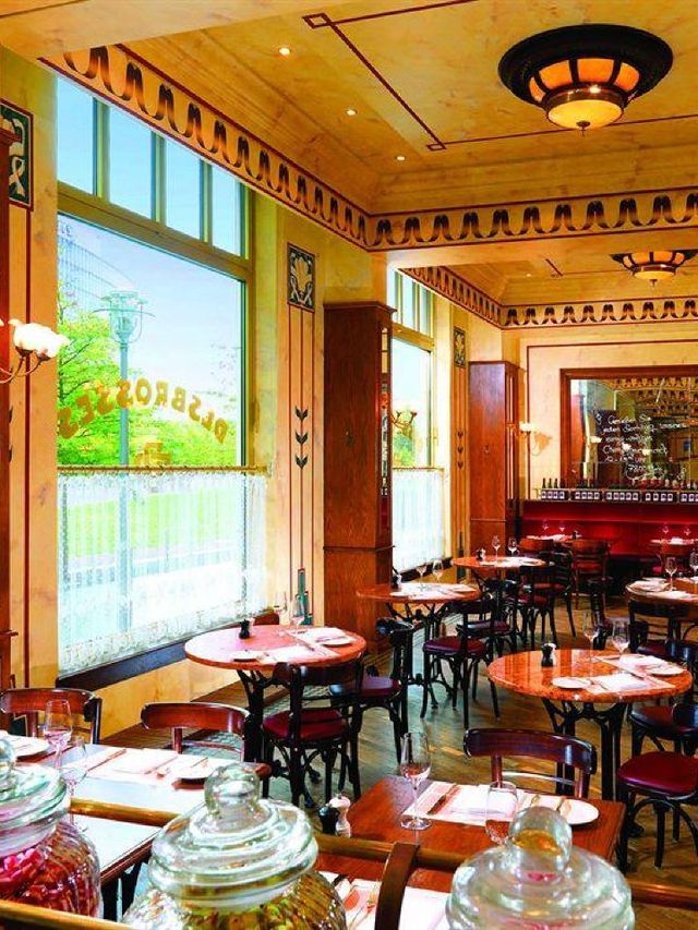 🌟 Berlin's Best: Luxe Stays at The Ritz-Carlton ✨