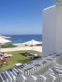 🌟 Paros Paradise Picks: Andronis Minois! 🌊🛏️