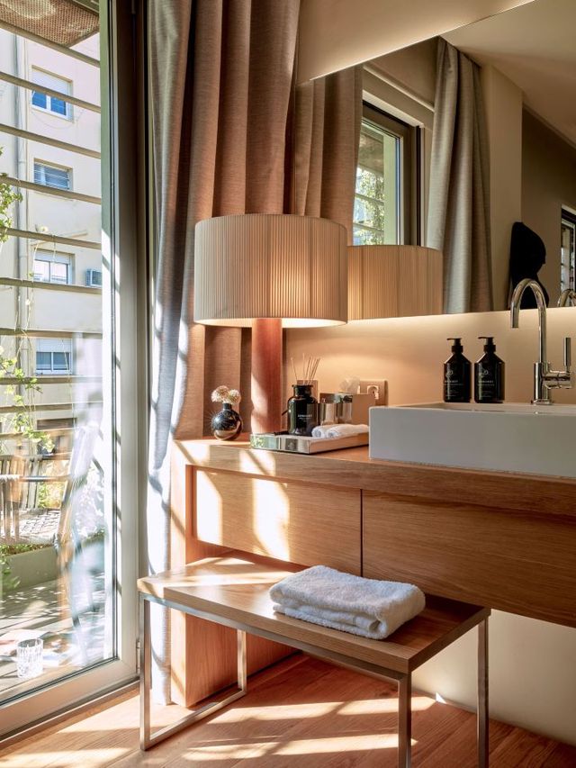 🌟 Barcelona's Chic Retreat: Sir Victor Hotel 🌟
