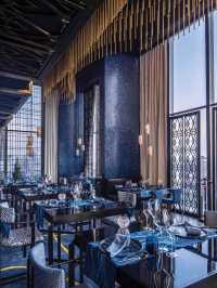 🌟 Bangkok's Best: 137 Pillars Suites & Sky-High Pools 🏊‍♂️🍴✨
