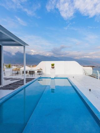 🌟 Dali's Dreamy SkyLove LakeView: Unbeatable Views & Value! 🏞️🛌