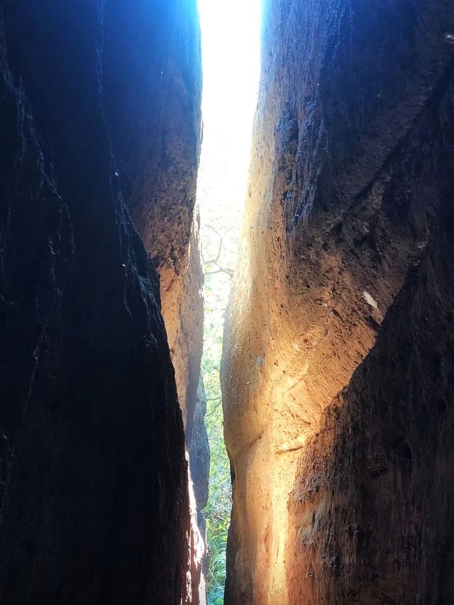 江西瑞金羅漢岩景區，探秘丹霞地貌看大自然的鬼斧神工！