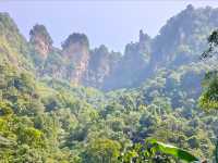 赤水佛光岩景區。