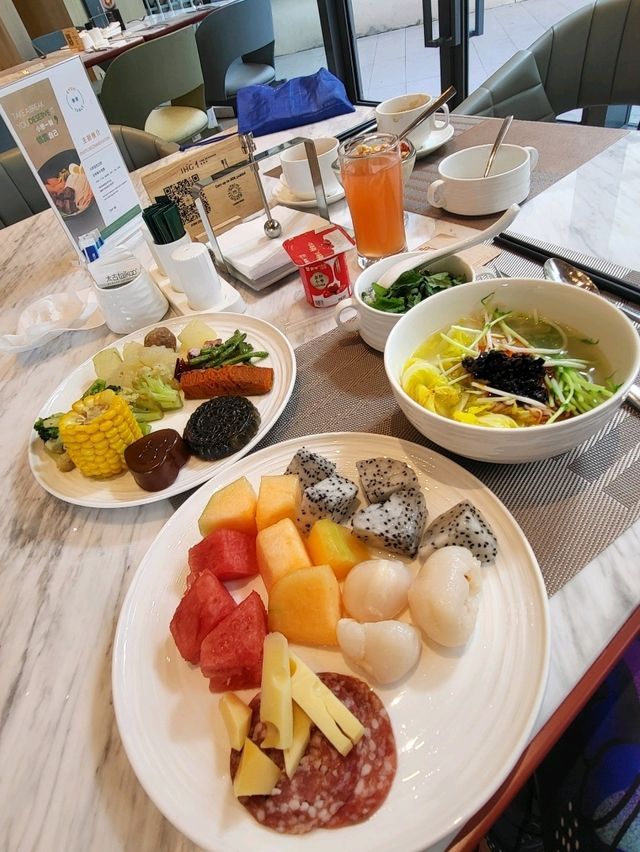中山終於有標準戶外泳池的星級酒店喇~中山中心EVEN酒店