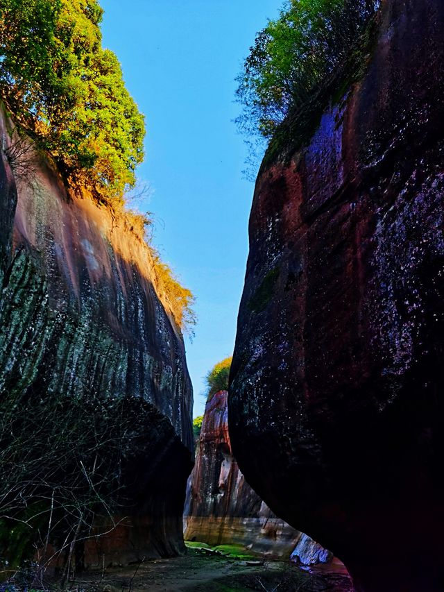 永興雙橋水庫，秋日戶外探幽秘境。