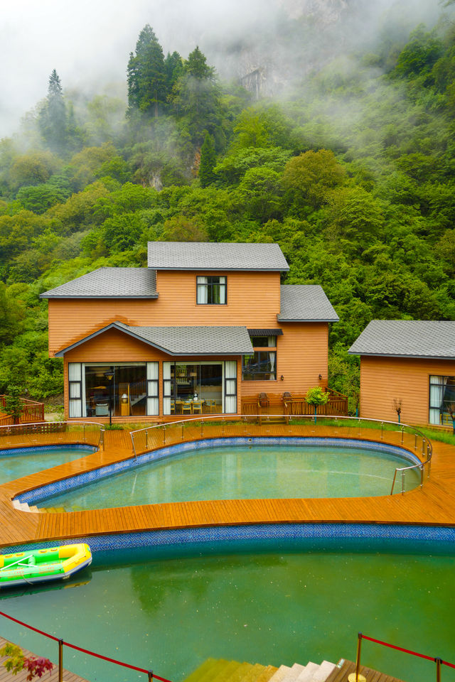四川旅行｜汶川寶藏秘境阿爾溝。