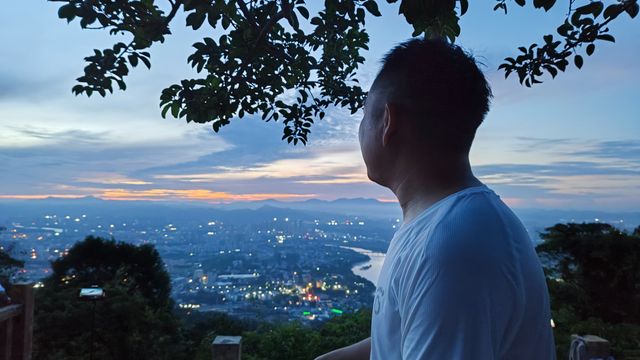 河源筆架山公園登高看日出，風景非常優美