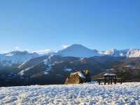 Hiking through the Ubiñas Natural Park: A Winter Wonderland ❄️🏞️