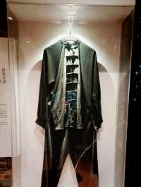 Bruce Lee Residence and Museum in Guangzhou: Legend!