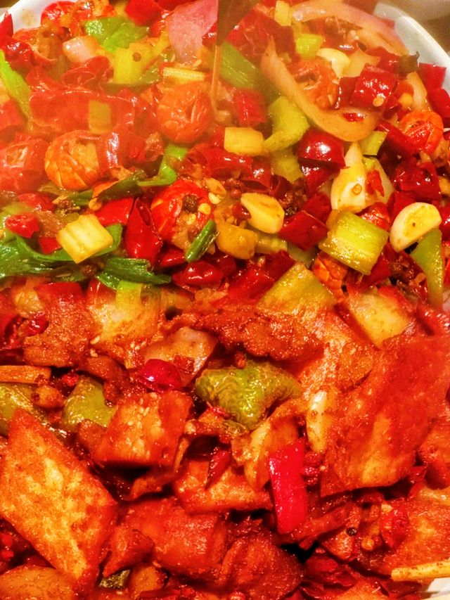 酒泉呢間蒼蠅小館，我可以食三碗飯