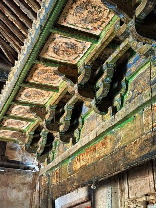 Shocking! How Many Luxurious Secrets Are Hidden in This 500-Year-Old Shanxi Residence's Parlor?