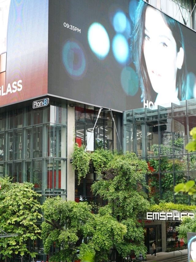 曼谷全新時尚地標！Emsphere購物與打卡攻略 