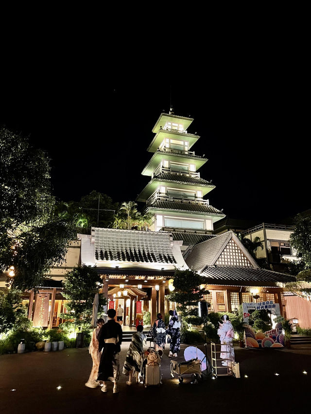 🌊夏日限定浪漫！在海邊泡溫泉也太愜意了吧♨️