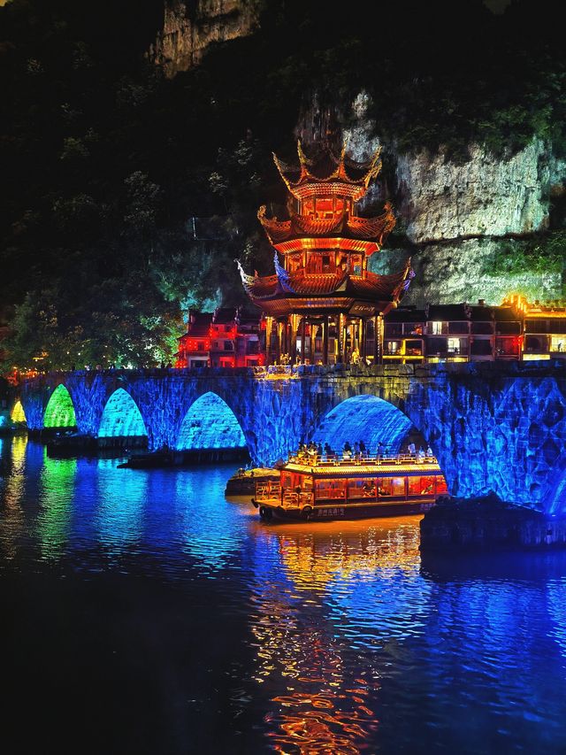貴州鎮遠〡穿越千年的古城！住進明清大院