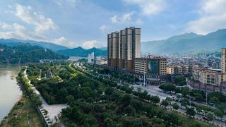 This hotel is just 5 minutes away from the Village Super League stadium! Absolute win!