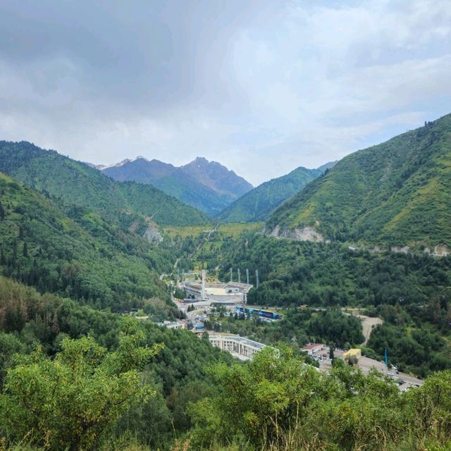 Day Hike Near Medeo ⛰️🍃