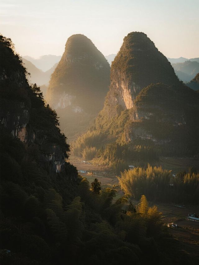 四面山秋日隱藏景點！土地岩壁畫，附拍攝攻略​