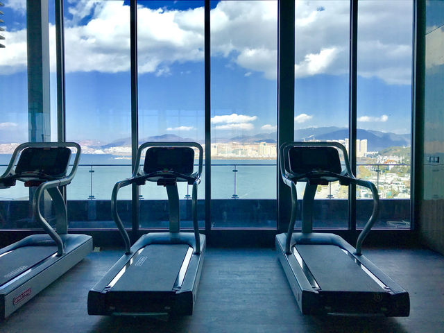 大理洱海景觀最好的一家酒店了，很有特色鄰間文化！