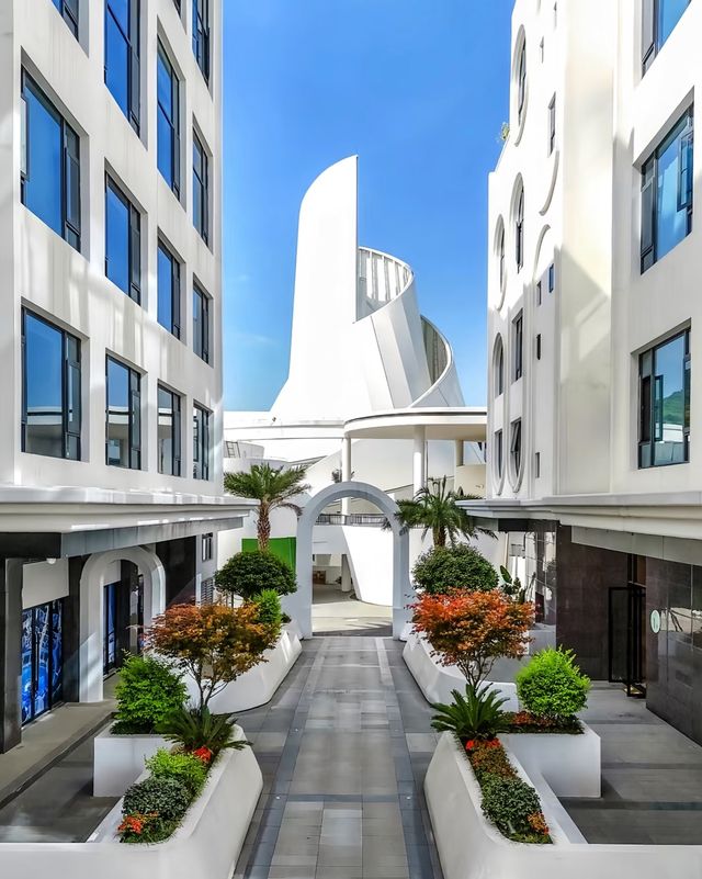 郴州度假天花板!十畝聖托里尼風+醫療級溫泉,1-3天行程封神 郴州度假天花板!十畝聖托里尼風+醫療級溫泉,1-3天行程封神