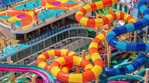 The world's largest cruise ship is making its maiden voyage! Legend of the Seas 2026 maiden voyage guide. — traveler post in CocoCay