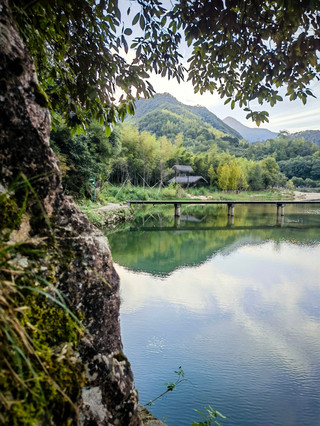 A hidden autumn gem on the Tang Poetry Road | Blending the sunset into green mountains and streams