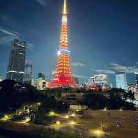 Waking up to Tokyo Tower view day and night!