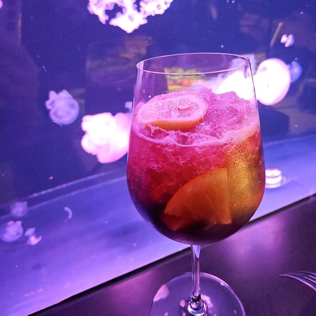 與水母共舞的主題餐廳