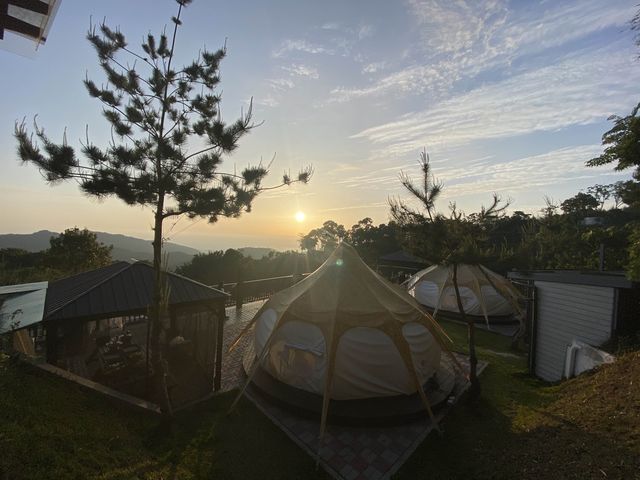 🌟南投國姓｜沐晨露營區 蓮花帳 山景夜景 一次擁有 塵囂不遠處的世外桃源