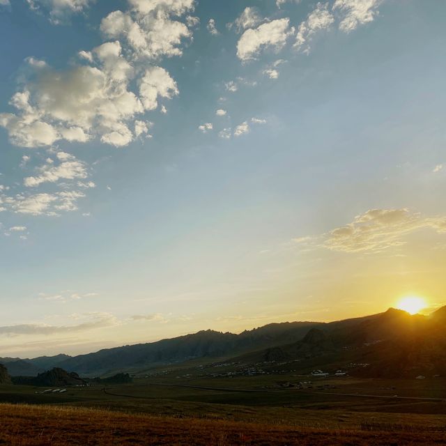 테를지 국립공원에서의 일출🌅
