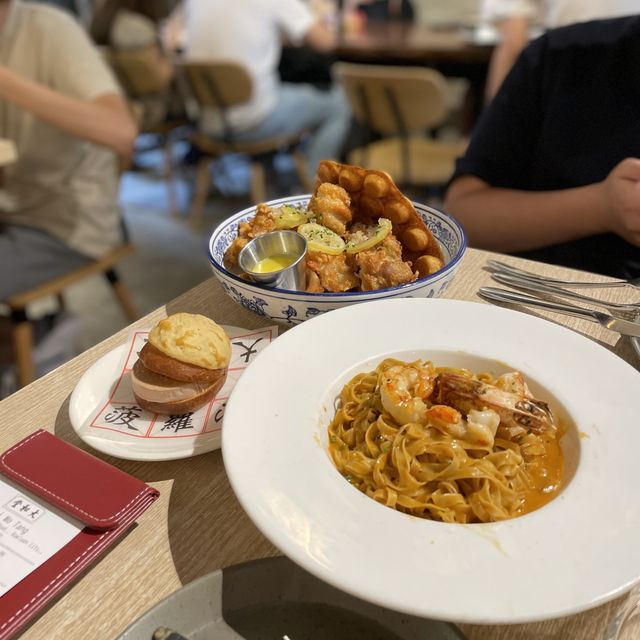 香港九龍城｜傳統藥材舖主題cafe x fusion菜🤓🍴