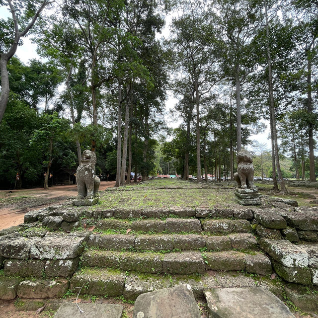 Tep Pranam - the Giant Buddha