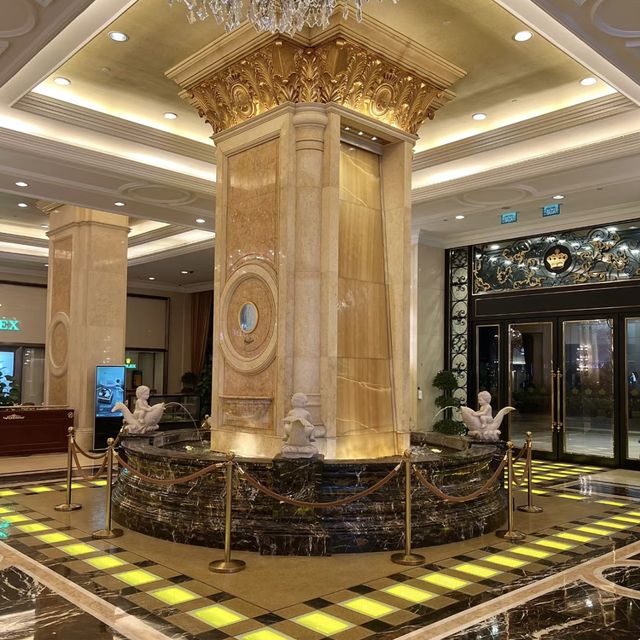 🇲🇴大堂以皇室歐陸古典風設計既酒店- 澳門英皇娛樂酒店