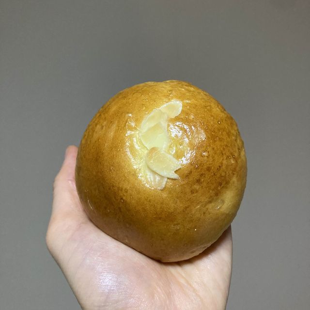 【名古屋】見た目がハンバーガー！？なあんぱん🍔