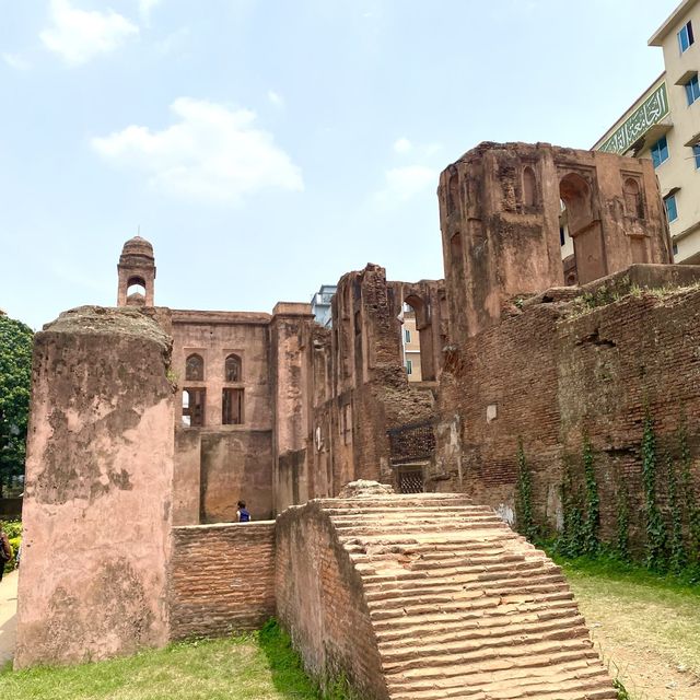 4 Must Visit Place in Dhaka City
