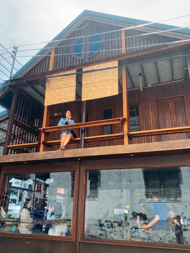 Makai cafe and space