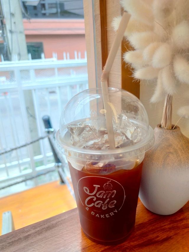Jam Cafe & bakery