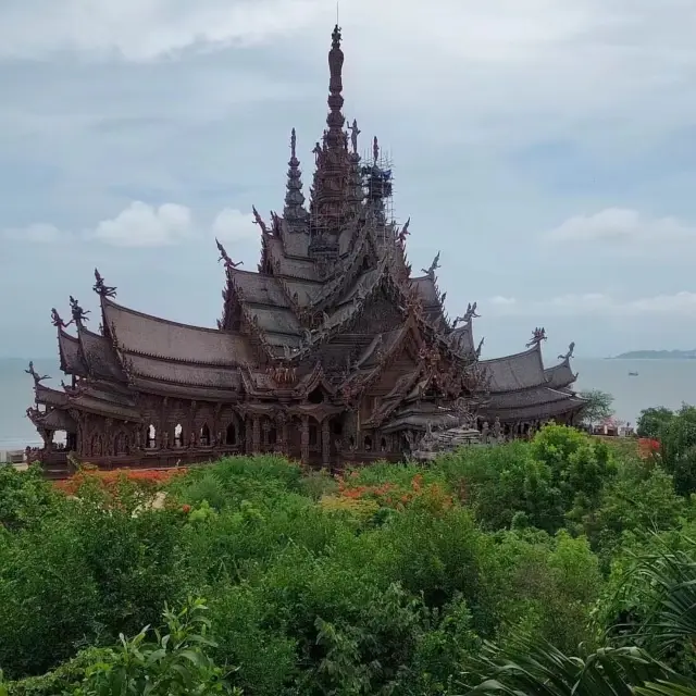 泰國芭提雅真理寺