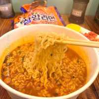 【ソウル・鍾路】24時間営業の無人ラーメンコンビニ